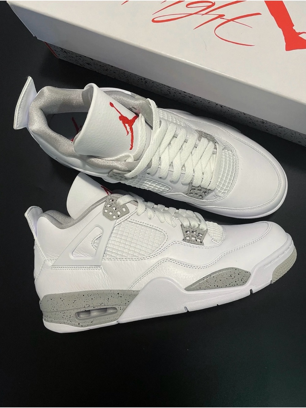 Jordan 4 Retro - White Oreo Men’s Sneakers - Picture 3 of 6